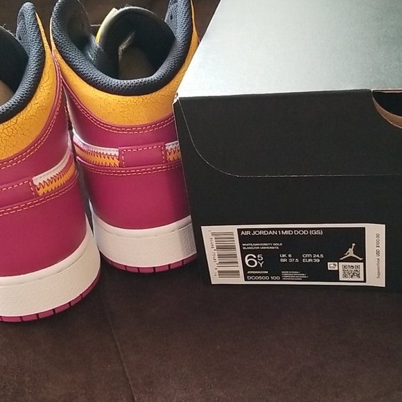 Air Jordan 1 Mid Dia de Los Muertos - Picture 9 of 9